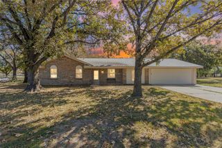 511 S Mill Street, Cumby, TX 75433
