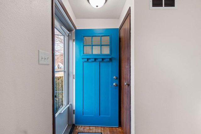 1220 HICKORY HILL DRIVE, Green Bay, WI 54304