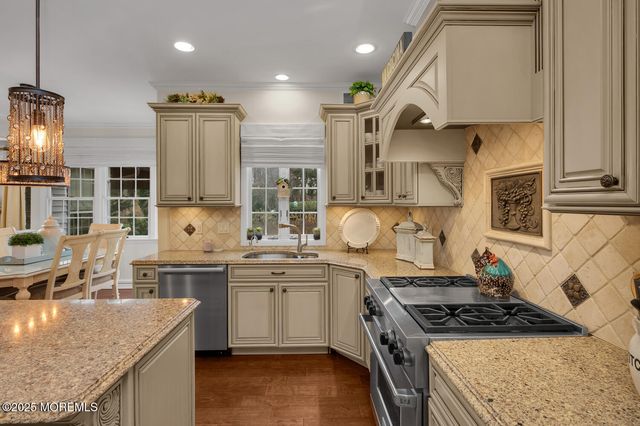 6 Concord Court, Colts Neck, NJ 07722