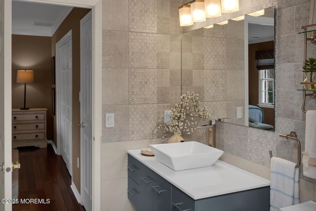 6 Concord Court, Colts Neck, NJ 07722