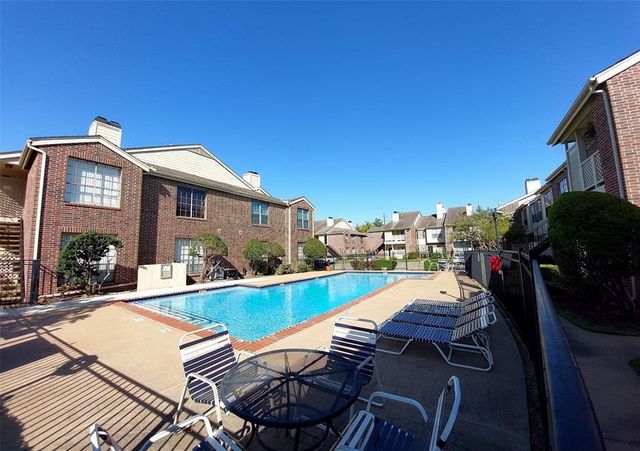 2121 El Paseo Street 1801, Houston, TX 77054