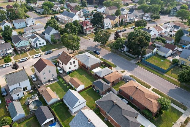 2902 Weston Avenue, Niagara Falls, NY 14305