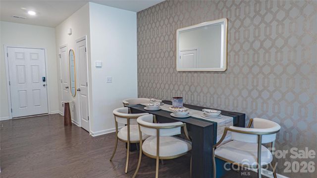 226 Harpers Run Lane, Matthews, NC 28104