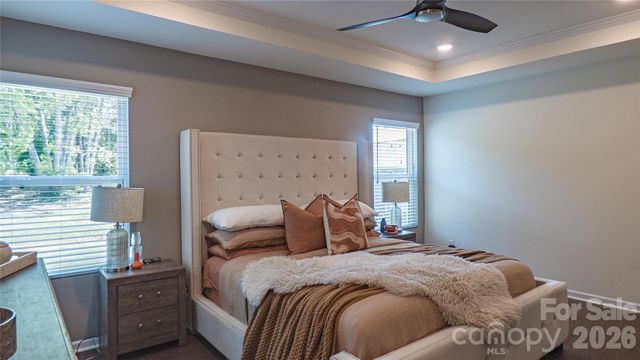 226 Harpers Run Lane, Matthews, NC 28104