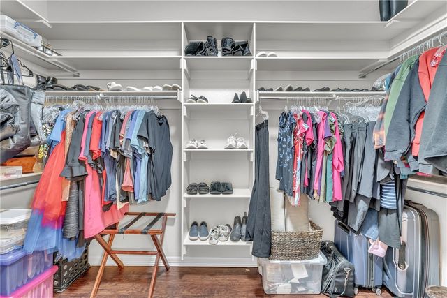 5703 W Casey Drive, Rogers, AR 72758