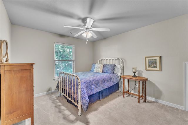 5703 W Casey Drive, Rogers, AR 72758