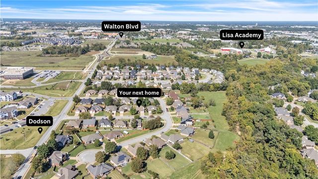 5703 W Casey Drive, Rogers, AR 72758