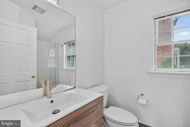 4325 47TH ST NW, Washington, DC 20016