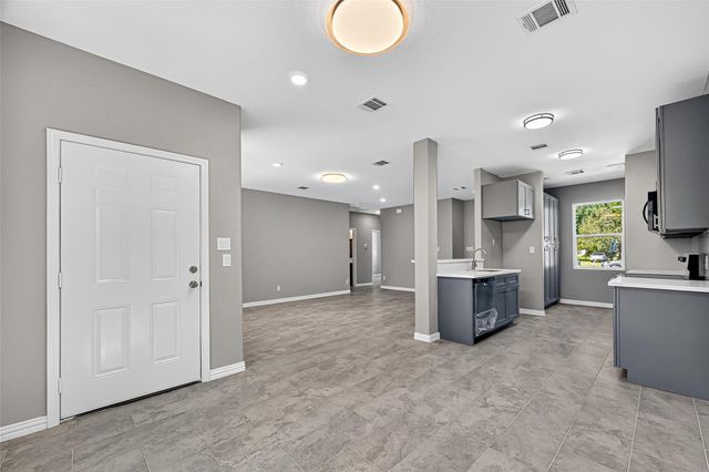 5921 Jackson Lane, Texas City, TX 77591