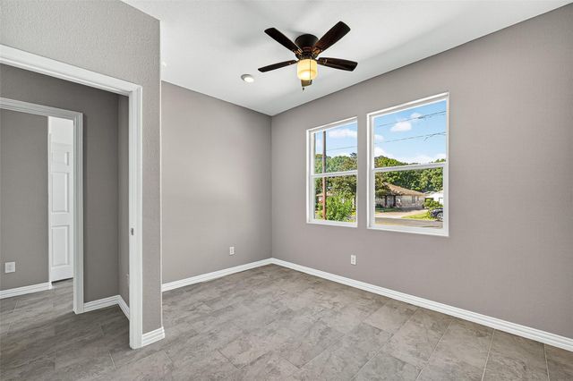 5921 Jackson Lane, Texas City, TX 77591