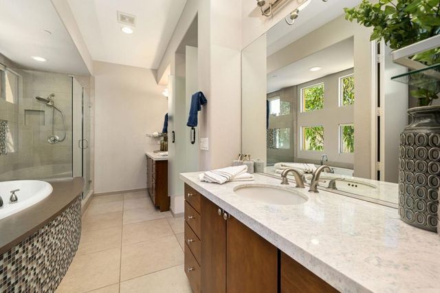 3000 Candlelight Lane, Palm Springs, CA 92264