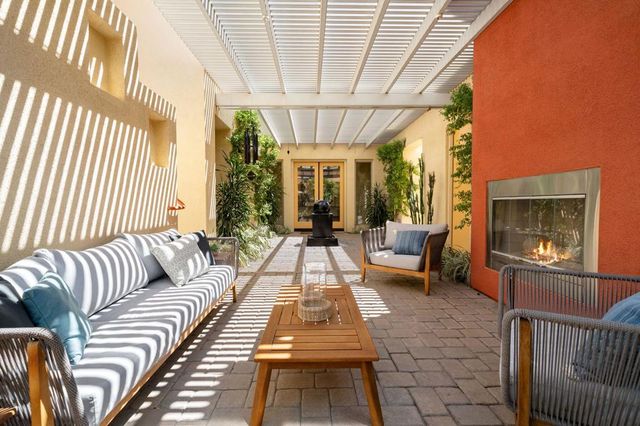3000 Candlelight Lane, Palm Springs, CA 92264