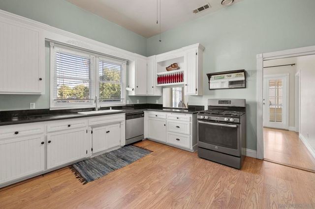 43978 C St, Hemet, CA 92544