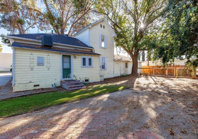 43978 C St, Hemet, CA 92544