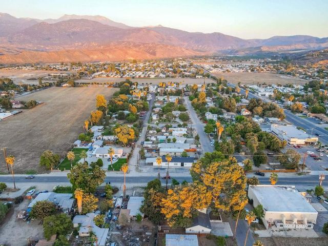 43978 C St, Hemet, CA 92544