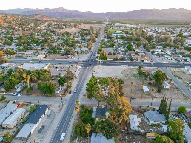 43978 C St, Hemet, CA 92544