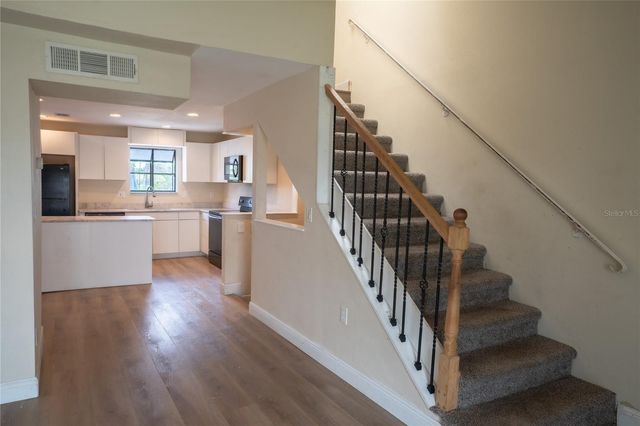 5409 SWEETWATER TERRACE CIRCLE, Tampa, FL 33634