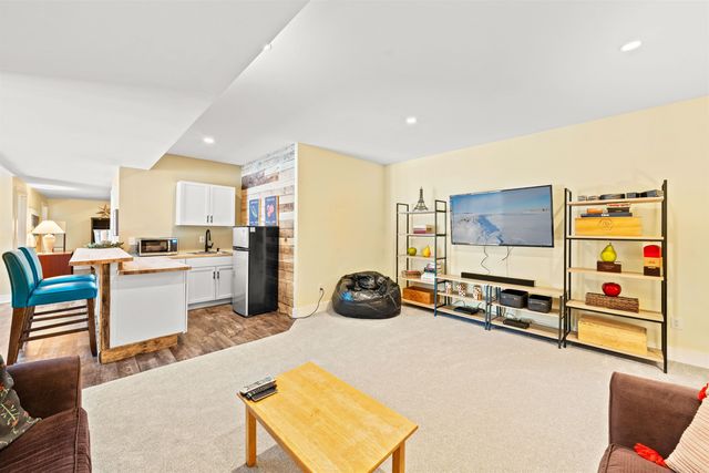 3214 Tibbets Drive, Traverse City, MI 49696