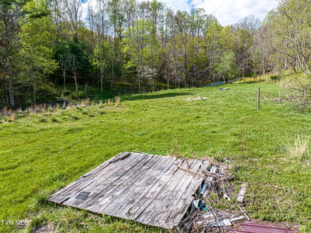 513 Beadwood Lane, Damascus, VA 24236