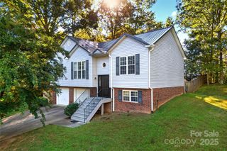 2691 Laurel Pointe Drive 23, Morganton, NC 28761
