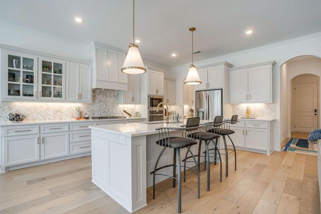 413 Kestrel Court, Aledo, TX 76008