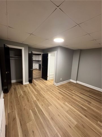 1079 3rd Ave 4, New Kensington, PA 15068