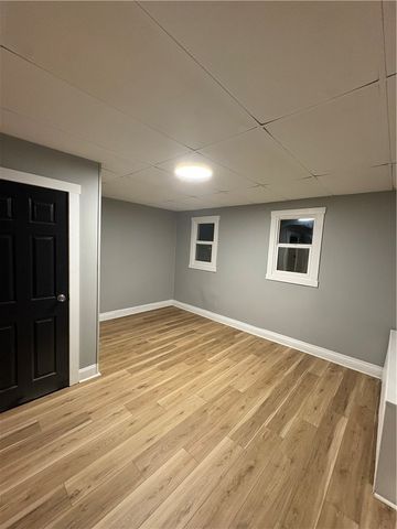 1079 3rd Ave 4, New Kensington, PA 15068
