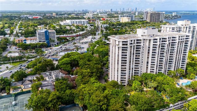 2000 Towerside Ter 311, Miami, FL 33138