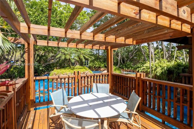 2000 Towerside Ter 311, Miami, FL 33138