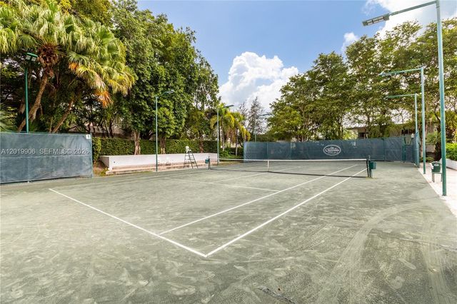 2000 Towerside Ter 311, Miami, FL 33138