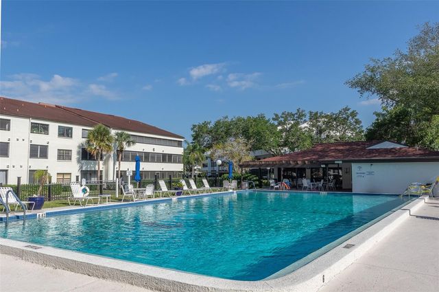 2595 COUNTRYSIDE BOULEVARD 8311, Clearwater, FL 33761