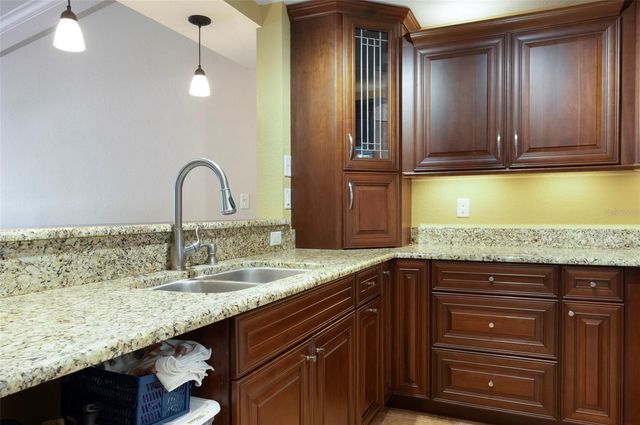 2595 COUNTRYSIDE BOULEVARD 8311, Clearwater, FL 33761