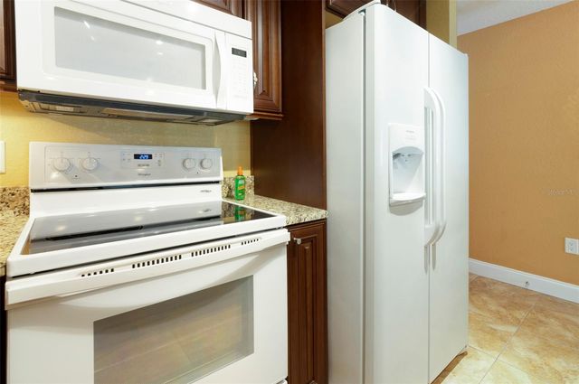 2595 COUNTRYSIDE BOULEVARD 8311, Clearwater, FL 33761