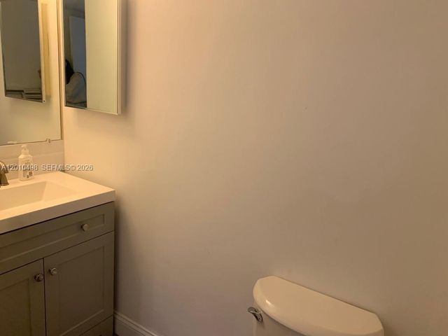 780 NE 69th St 506, Miami, FL 33138