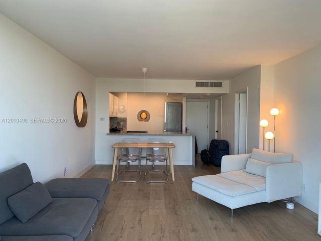 780 NE 69th St 506, Miami, FL 33138