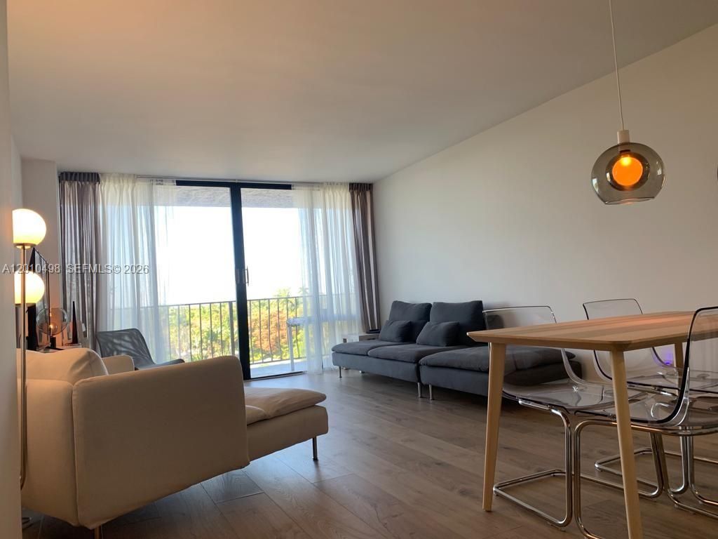 780 NE 69th St 506, Miami, FL 33138