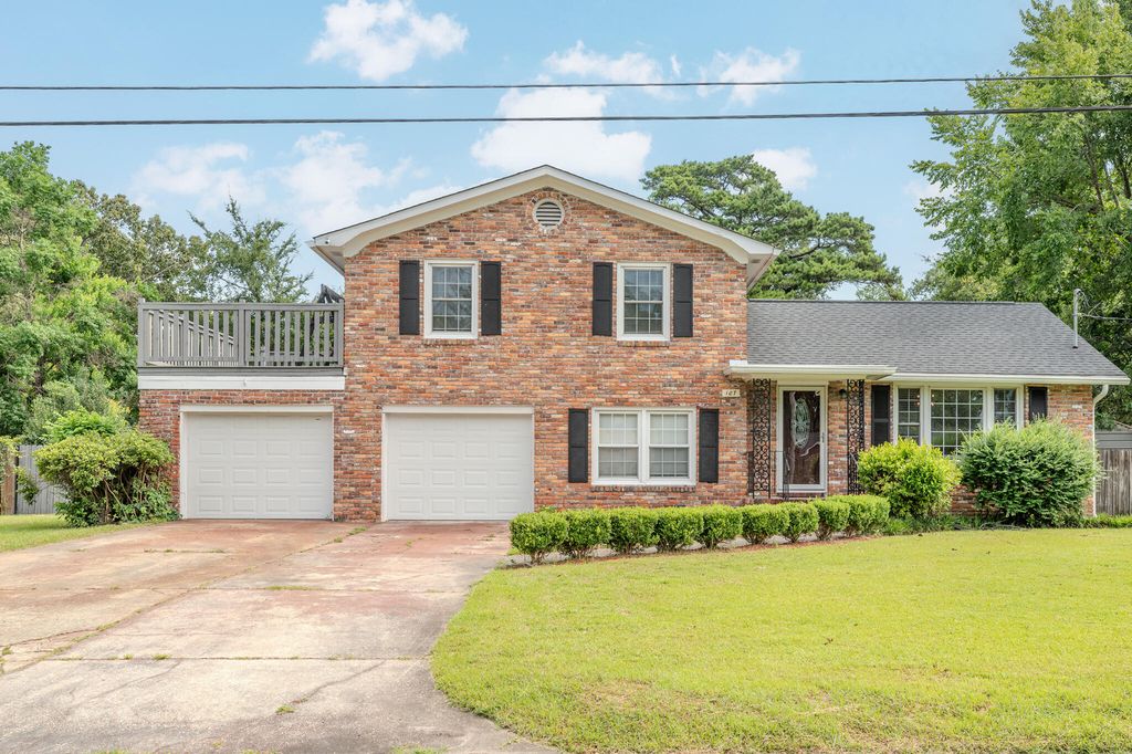 107 Washington Drive, Ladson, SC 29456
