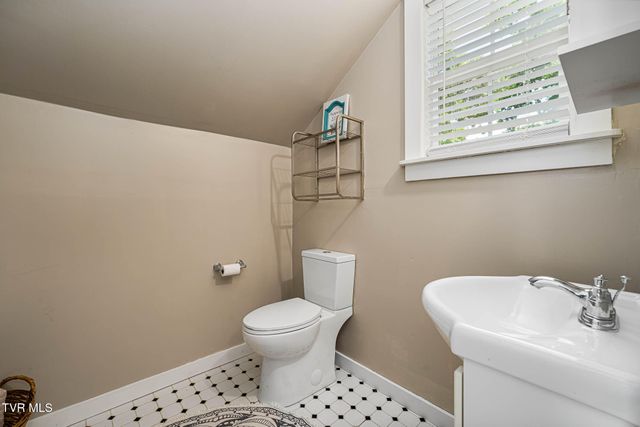 435 Easley Drive, Kingsport, TN 37664