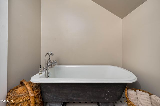 435 Easley Drive, Kingsport, TN 37664