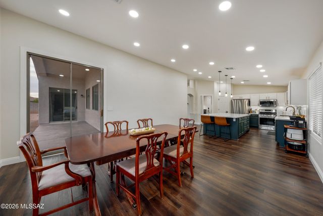 6399 W Royal Fern Drive, Tucson, AZ 85757