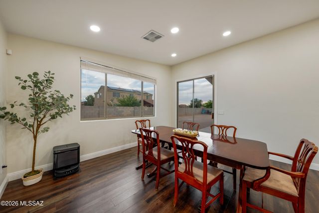 6399 W Royal Fern Drive, Tucson, AZ 85757