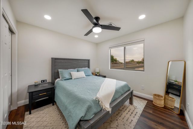 6399 W Royal Fern Drive, Tucson, AZ 85757