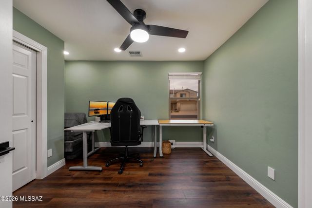 6399 W Royal Fern Drive, Tucson, AZ 85757