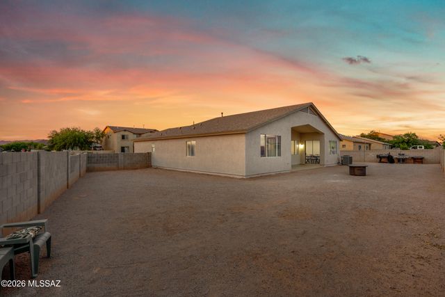 6399 W Royal Fern Drive, Tucson, AZ 85757