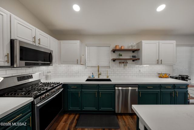 6399 W Royal Fern Drive, Tucson, AZ 85757