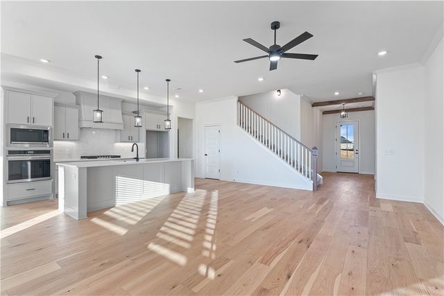 503 Steep Hill Lane, Cave Springs, AR 72718