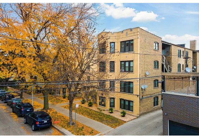 3821 N Greenview Avenue 2W, Chicago, IL 60613