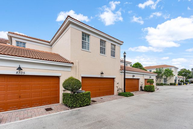 8309 NW 8th Way, Boca Raton, FL 33487