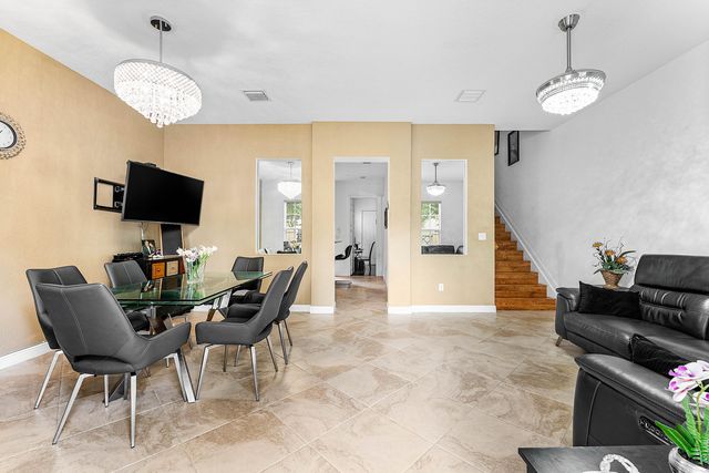 8309 NW 8th Way, Boca Raton, FL 33487