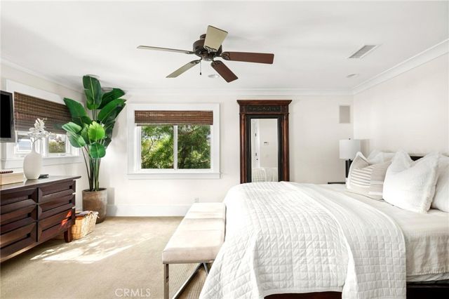 516 Poinsettia Avenue B, Corona Del Mar, CA 92625